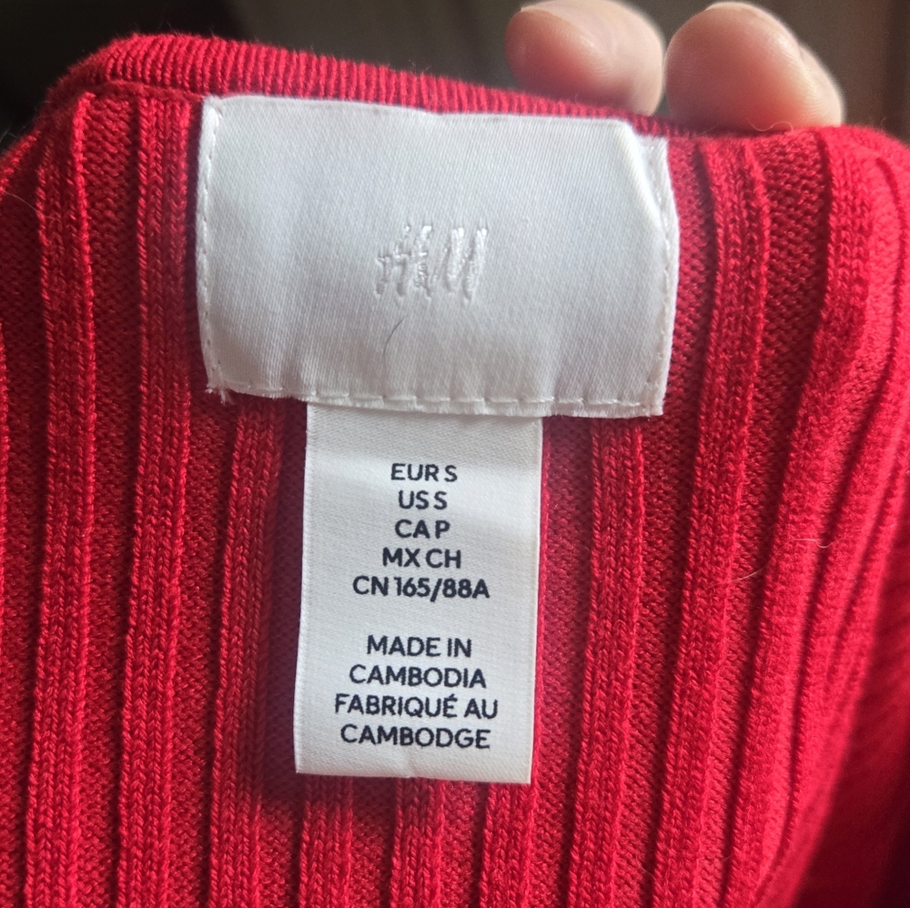 H&M Bell Sleeve Button-Front Red Knit Midi Dress - Picture 4 of 4